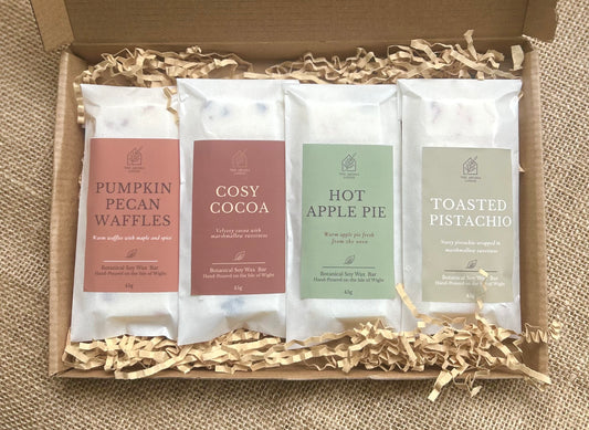 The Old Parlour – Soy Wax Melt Gift Set | Hand-Poured Home-Baked Comfort Scents | Pumpkin Pecan Waffle, Cosy Cocoa, Hot Apple Pie & Toasted Pistachio