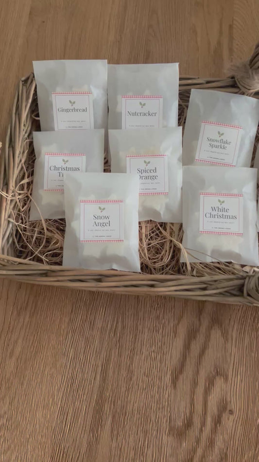 Christmas Soy Wax Melts : Choose Your Scent | The Aroma Lodge